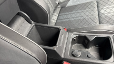 Volkswagen Golf 1.5 eTSI 150 R-Line 5dr DSG Petrol Hatchback